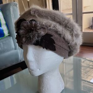 Elegant Gray Fur Women's Hat